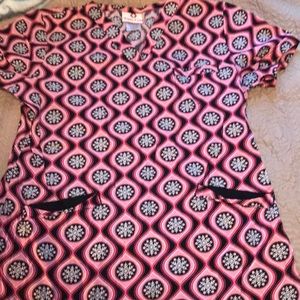 🔥🔥White Cross Snowflake scrub top